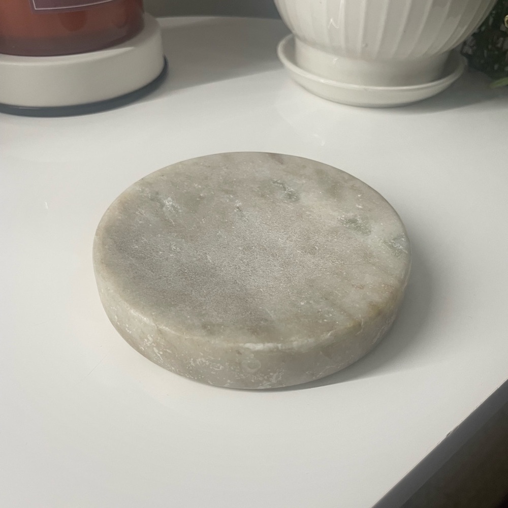 Round Marble Soap Holder